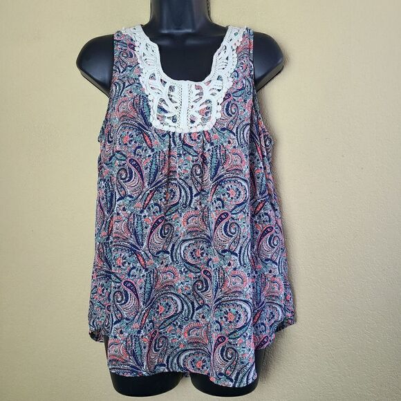 Collective Concepts Sleeveless Paisley Top - Picture 1 of 5